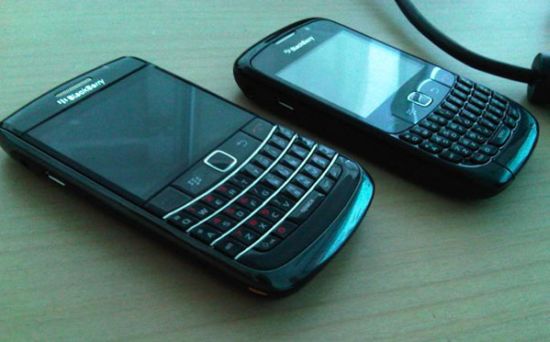 blackberry 9700 specifications
