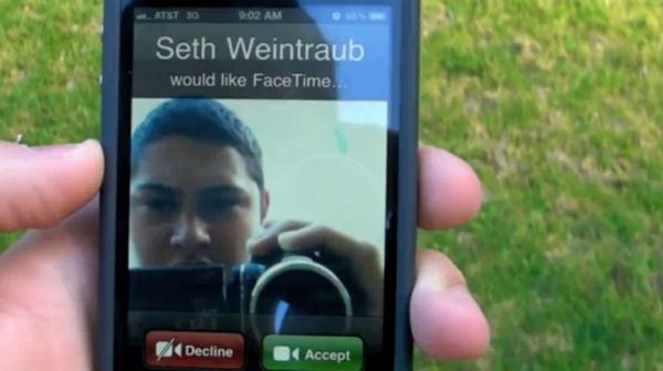 FaceTime video calling over 3G on iPhone 4