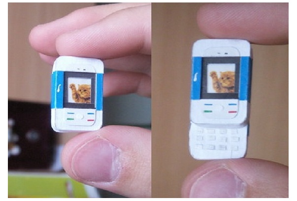 Нокиа маленький телефон. Нокиа 5200. Самая маленькая нокиа. Самый маленький мобильный телефон. Nokia маленький телефон.