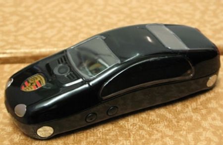 porsche phone1 3858