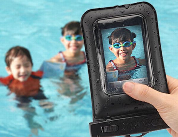 Sanwa’s Waterproof iPhone Case