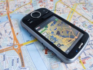 gps-mobile-phone-tracking1-e1304425712715