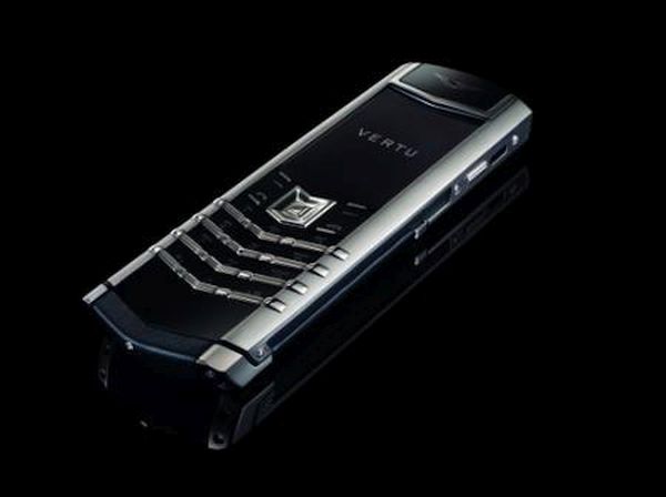 Vertu Signature